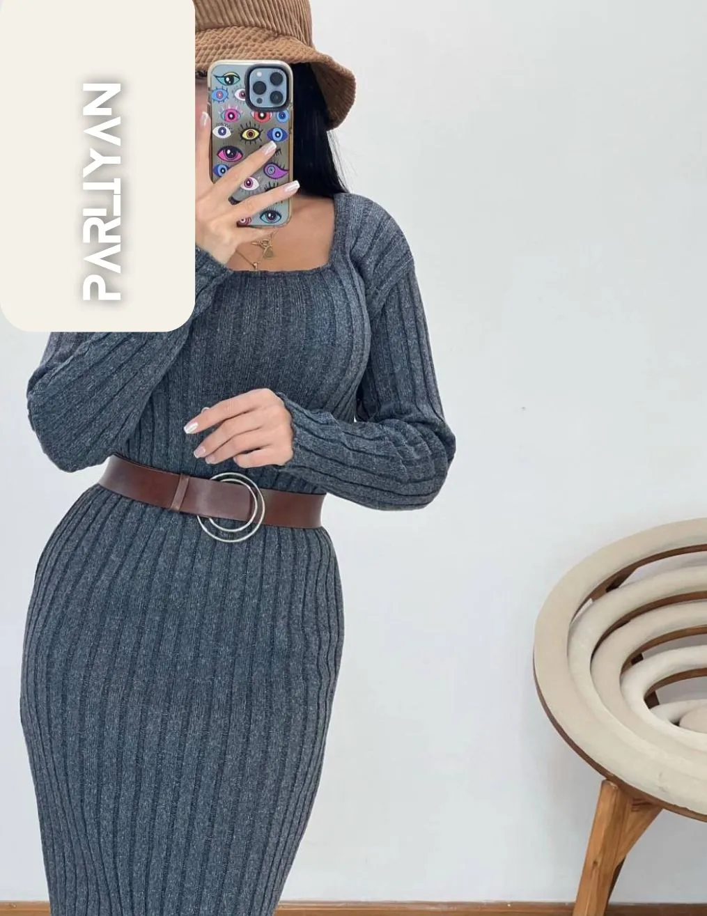 پیراهن یقه خشتی زنانه